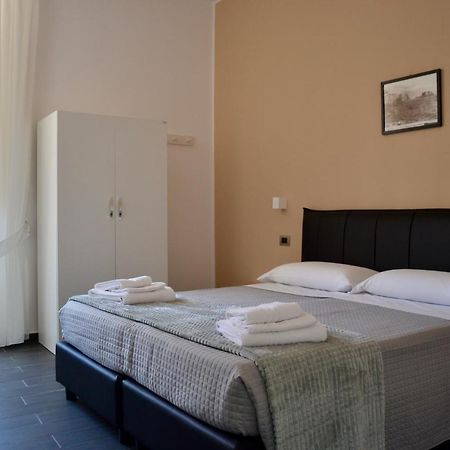 Le Porte Di Napoli - Rooms Extérieur photo