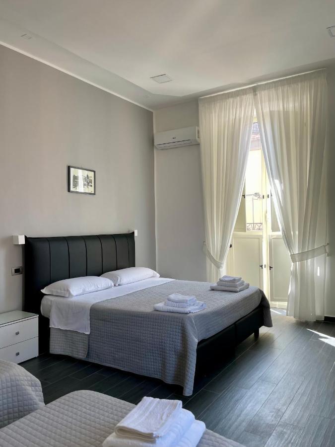 Le Porte Di Napoli - Rooms Extérieur photo